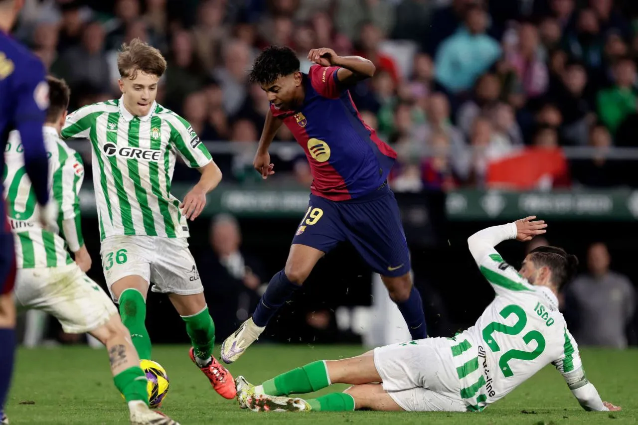 أخبار برشلونة.. تطورات تجديد لامين يامال مع البرسا