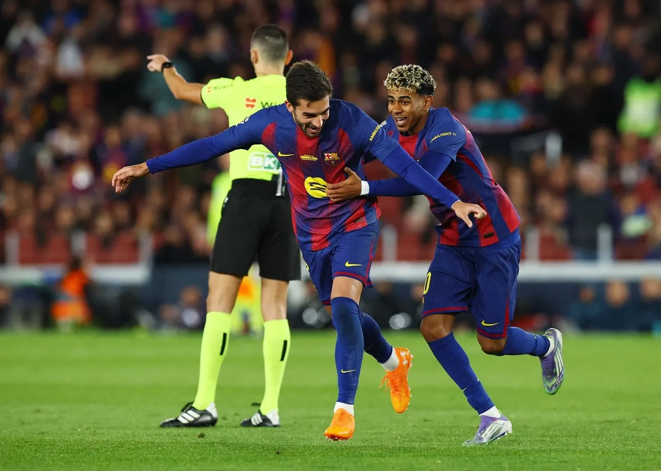 برشلونة لامين يامال